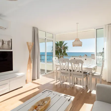 Luxury Ocean View Apartament